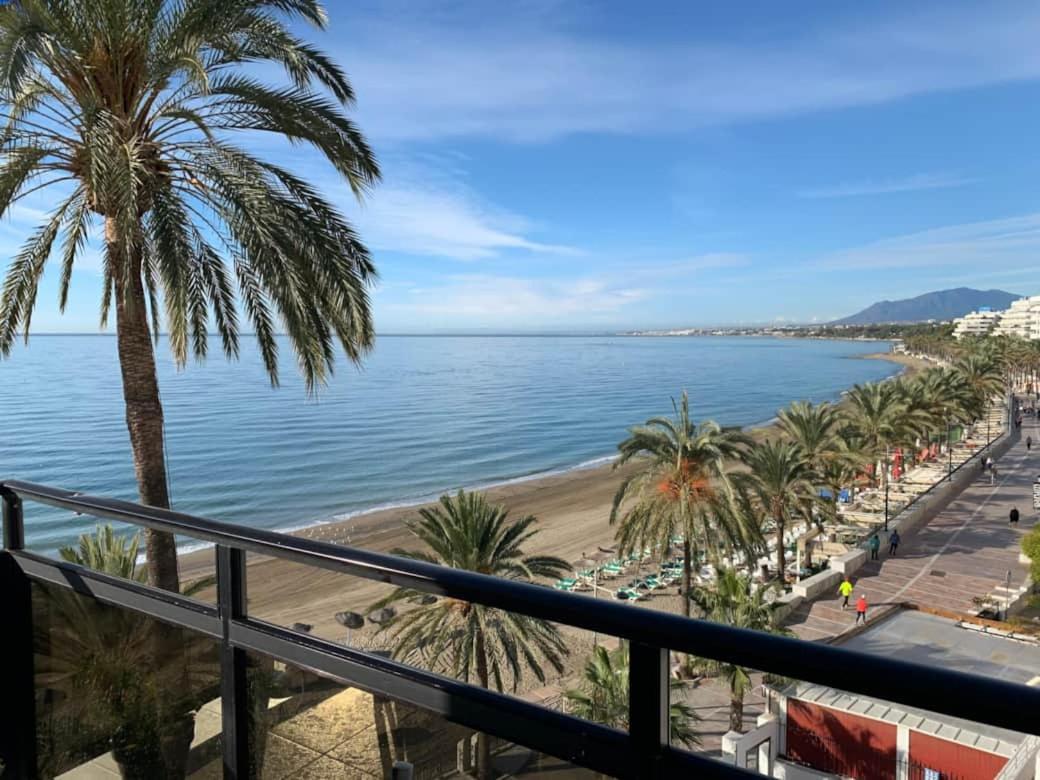 Marbella Beachfront Apartment Экстерьер фото